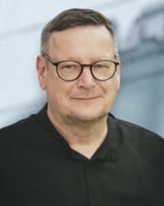 Gerhard Weigelt1 Gerhard Weigelt1