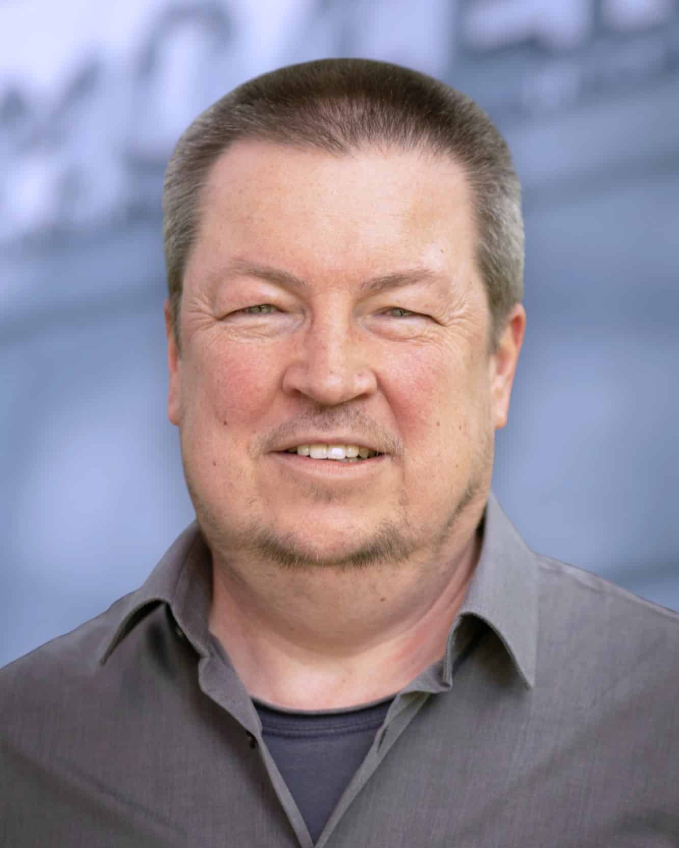 Gernot Schmidt1 Gernot Schmidt1